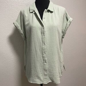 Threads 4 Thought Gauze Button Down Short Sleeve Avocado Green Top MEDIUM